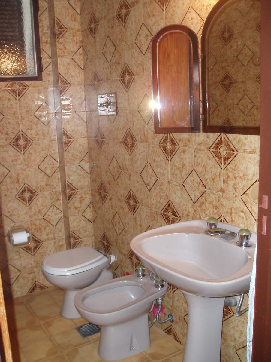 HERMOSO CHALET ALQ TEMPORARIO BARRIO LA CUESTA. VISTA PANORÁMICA - Imagen 6