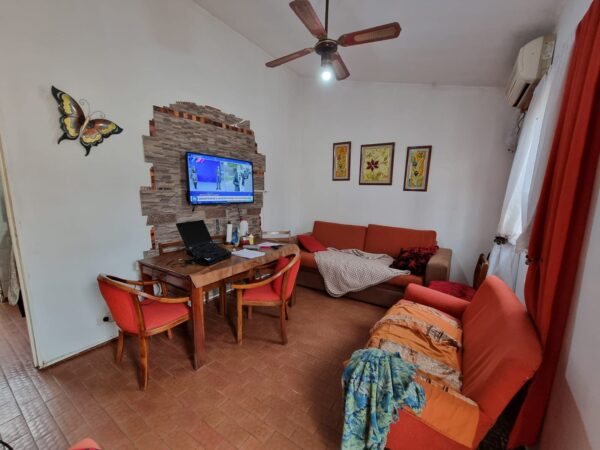 Casa en venta en oportunidad. - Imagen 2