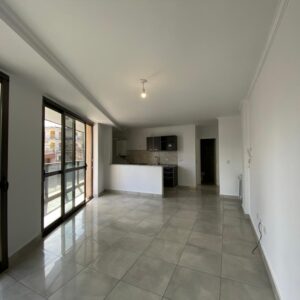 Hermoso departamento en alquiler anual a metros de la terminal.