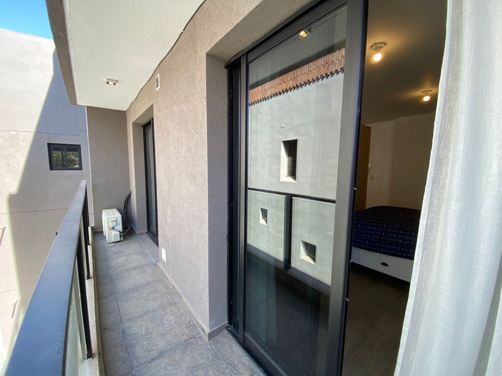Hermoso departamento en alquiler temporario frente al rio San Antonio y a metros de centro comercial - Imagen 6