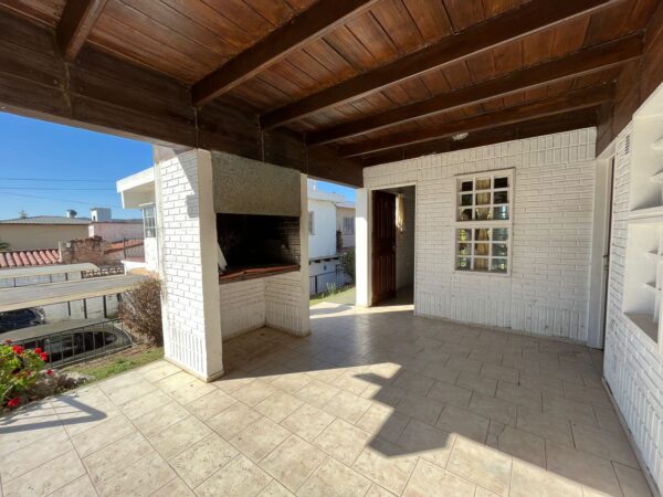 Cabaña en alquiler anual con una hermosa vista. - Imagen 12