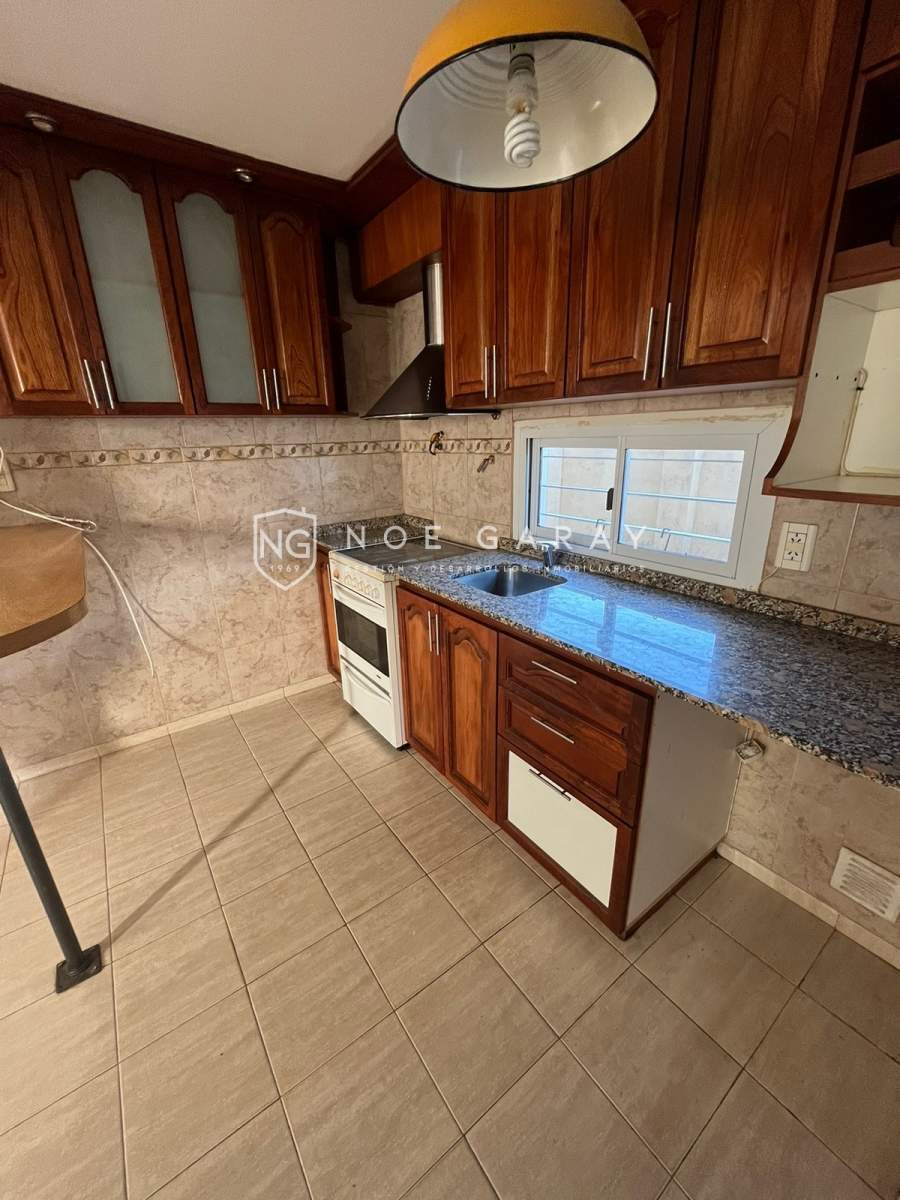 Hermoso departamento en complejo en alquiler anual. - Imagen 4