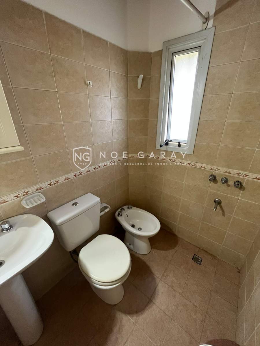 Hermoso departamento en complejo en alquiler anual. - Imagen 8