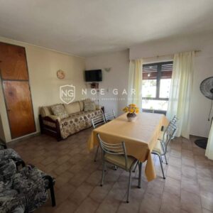 Departamento en alquiler anual en pleno centro.