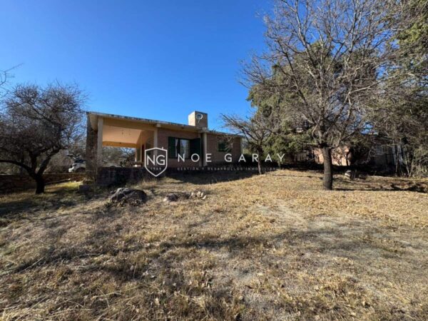 Casa en venta a una cuadra del rio