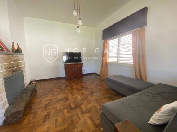 Casa en alquiler anual a pocas cuadras del centro - Imagen 5