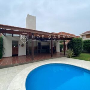 Departamento en alquiler anual en complejo en barrio Santa Rita