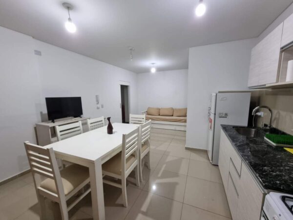 Departamento en alquiler anual en centro de carlos paz - Imagen 2