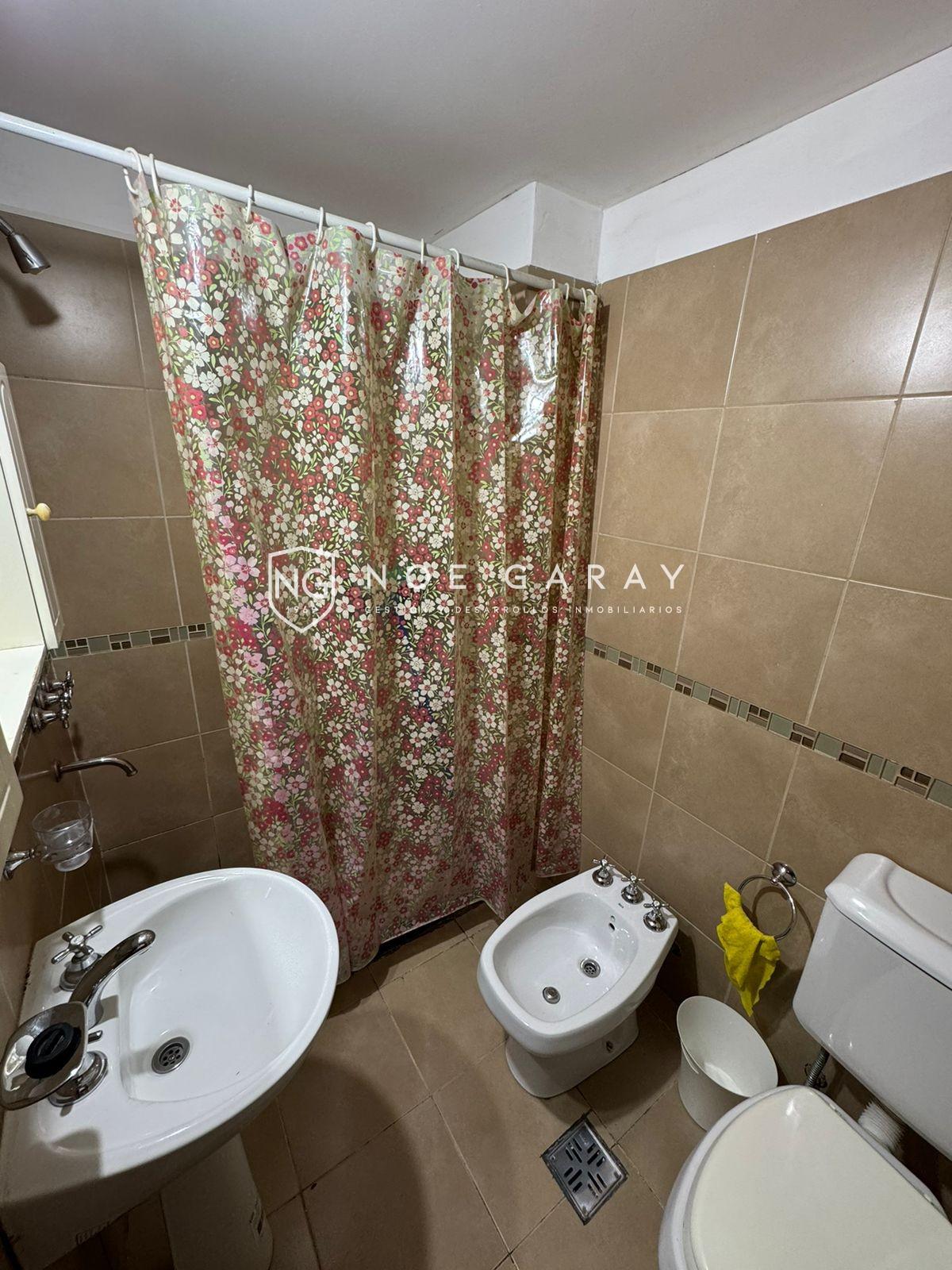 Monoambiente en alquiler anual - Imagen 4