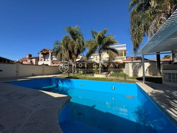 Casa en venta con piscina y quincho en B. Santa Rita - Imagen 27