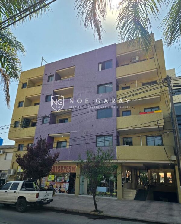 Locales comerciales en calle Hipolito Irioyen en alquiler