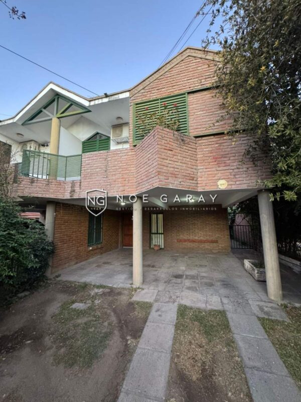 Duplex en alquiler anual cerca de la costanera
