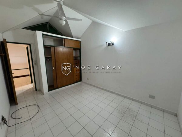 Duplex en alquiler anual cerca de la costanera - Imagen 11