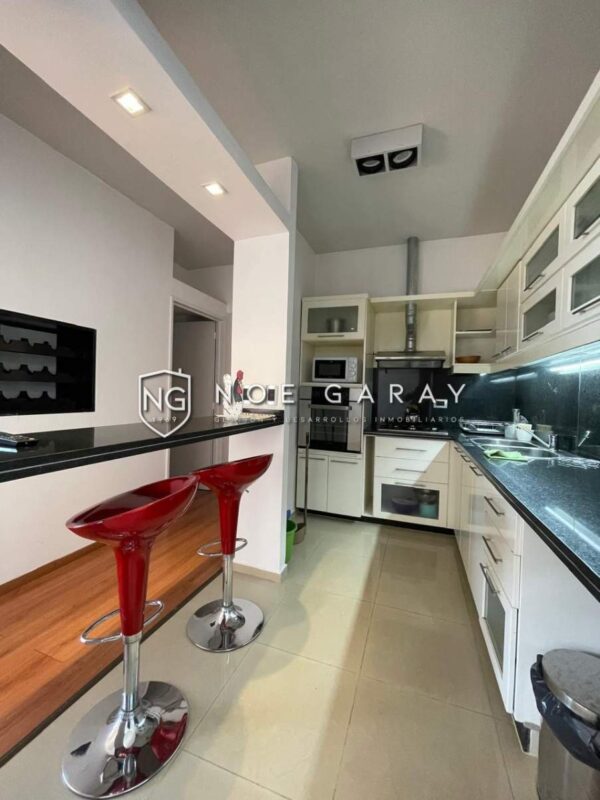 Departamento en alquiler anual pleno centro con vista al lago - Imagen 6