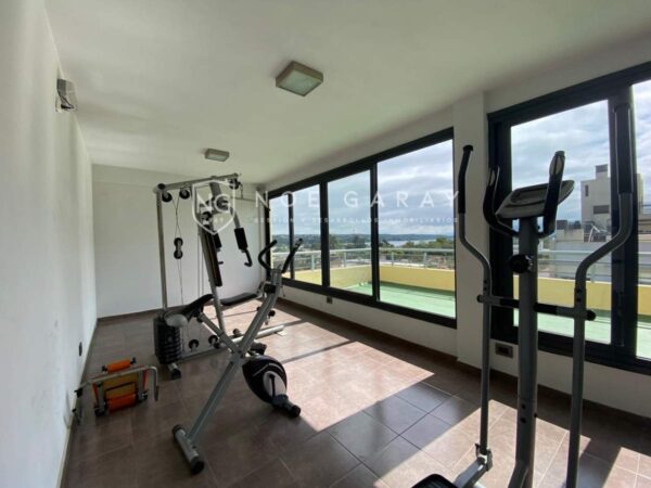 Dpto en venta en calle Hipolito Irigoyen - Imagen 9