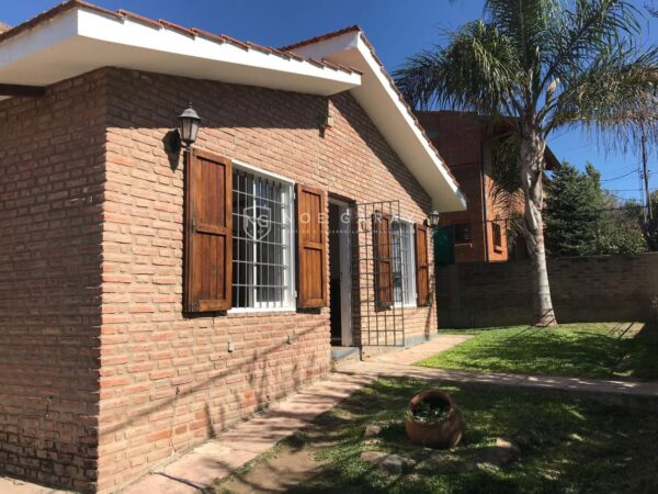 Casa en Venta a 2 cuadras del rio Fantasio
