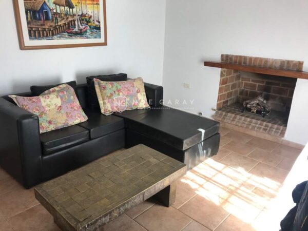 Casa en Venta a 2 cuadras del rio Fantasio - Imagen 2