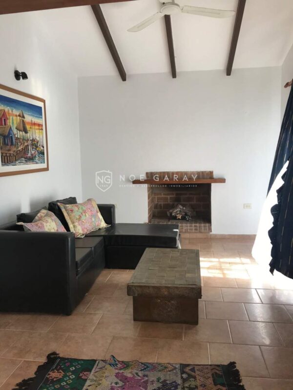 Casa en Venta a 2 cuadras del rio Fantasio - Imagen 3