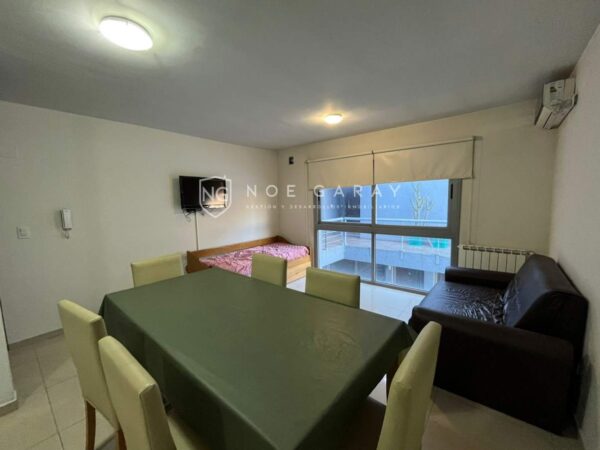 Departamento en venta a una cuadra de la peatonal - Imagen 3