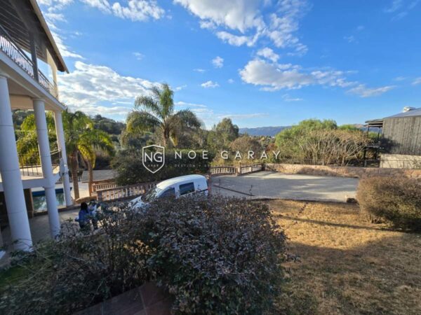 Casa en venta en Lago Azul  Vista al Lago San Roque Mas  Departamento independiente - Imagen 2
