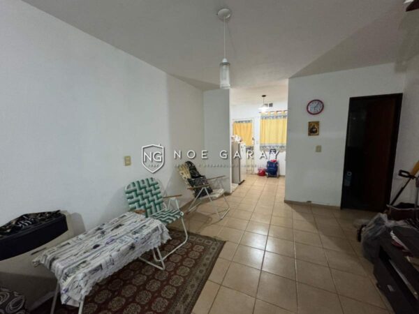 Duplex en alquiler anual a 1 cuadra de carcano - Imagen 2