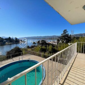 Casa en Venta con vista al lago en Carlos paz