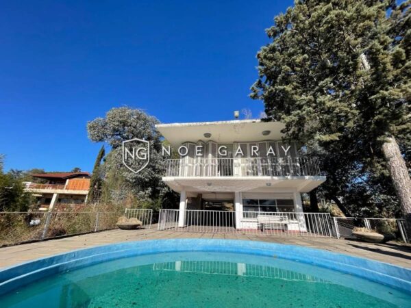Casa en Venta con vista al lago en Carlos paz - Imagen 2