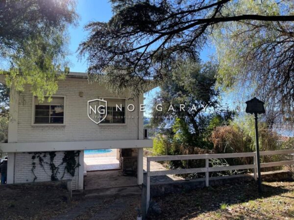 Casa en Venta con vista al lago en Carlos paz - Imagen 3