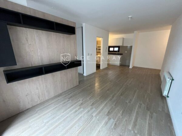 Dpto con balcon en alquiler - Imagen 3