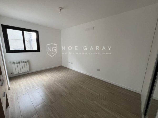 Dpto con balcon en alquiler - Imagen 5