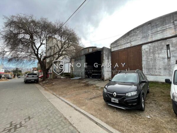 Galpón en alquiler anual Zona Industrial