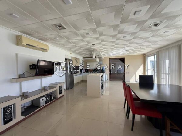 Casa en venta en Becciu con increíble vista - Imagen 9