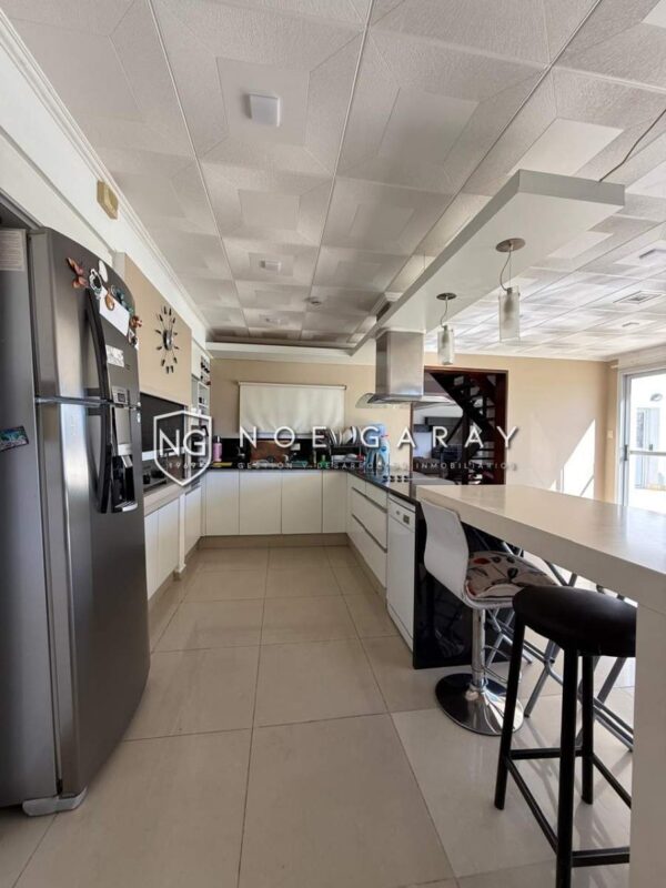 Casa en venta en Becciu con increíble vista - Imagen 10