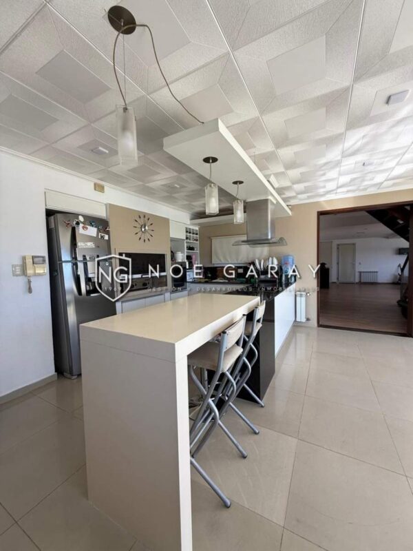 Casa en venta en Becciu con increíble vista - Imagen 11