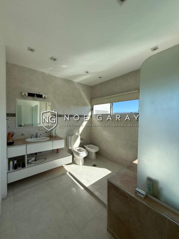 Casa en venta en Becciu con increíble vista - Imagen 20