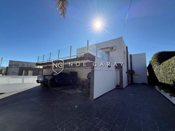 Casa en venta en Becciu con increíble vista - Imagen 2