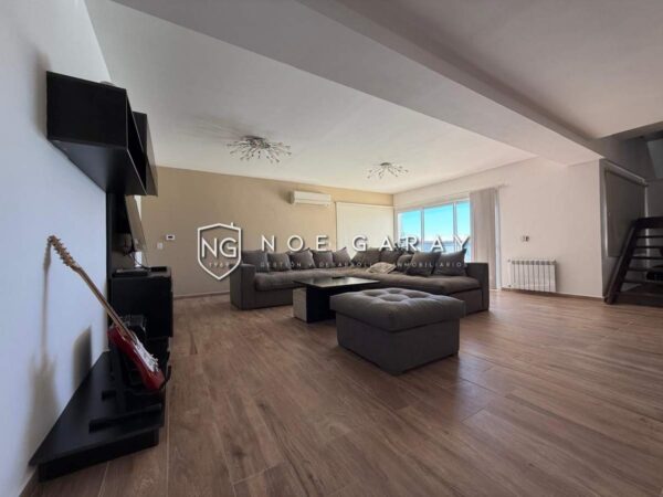 Casa en venta en Becciu con increíble vista - Imagen 3