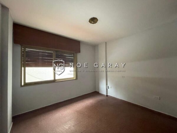 Departamento 2 dormitorios en alquiler anual Las Heras contrafrente - Imagen 5