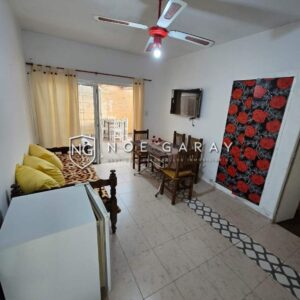Dpto con patio propio en venta a  cuadra del centro
