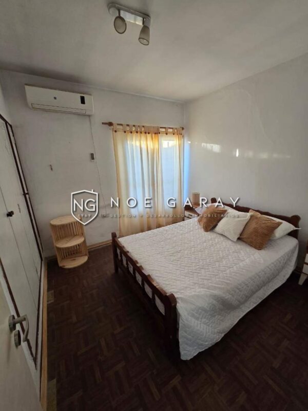 Dpto con patio propio en venta a  cuadra del centro - Imagen 4