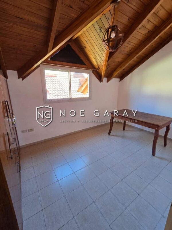 Dpto duplex en alquiler anual - Imagen 9