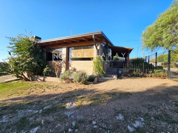 Hermosa casa en venta en Tanti