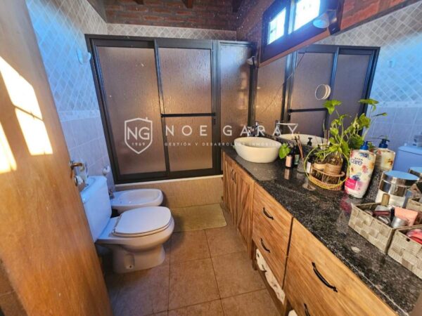 Hermosa casa en venta en Tanti - Imagen 9