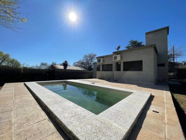 Casa en Venta en Solares de las ensenadas a pocas cuadras del rio