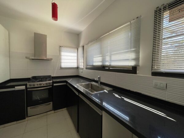 Casa en Venta en Solares de las ensenadas a pocas cuadras del rio - Imagen 7