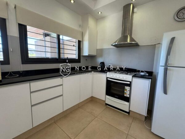 Casa en venta a pocas cuadras del Balneario El Fantasio - Imagen 2