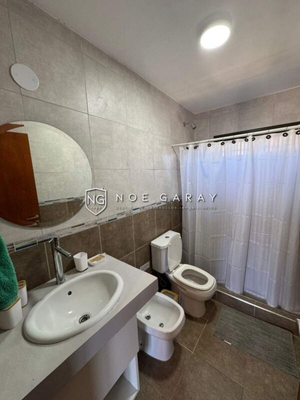 Casa en venta a pocas cuadras del Balneario El Fantasio - Imagen 8