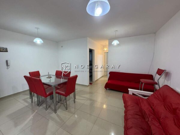 Dpto en venta a una cuadra de la peatonal - Imagen 3