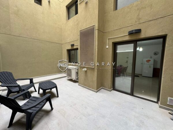 Departamento en venta con patio propio, cochera y pileta - Imagen 8