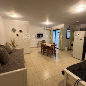 Departamento Céntrico en venta con cochera.